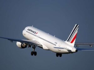 Lire la suite à propos de l’article Air France : les pilotes approuvent la création de Boost, une filiale à coûts réduits