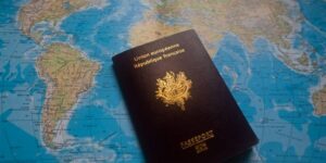 Lire la suite à propos de l’article LES PAYS OÙ LES FRANÇAIS N’ONT PAS BESOIN DE VISA POUR VOYAGER (ET CEUX OÙ IL EN FAUT)